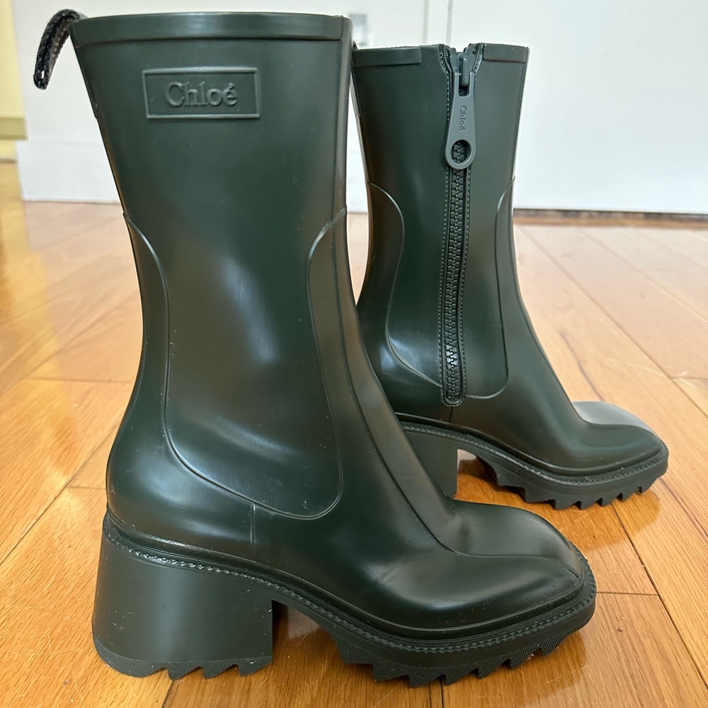 Chloe Betty PVC Lug Sole Rain Boots - Picture 1 of 7